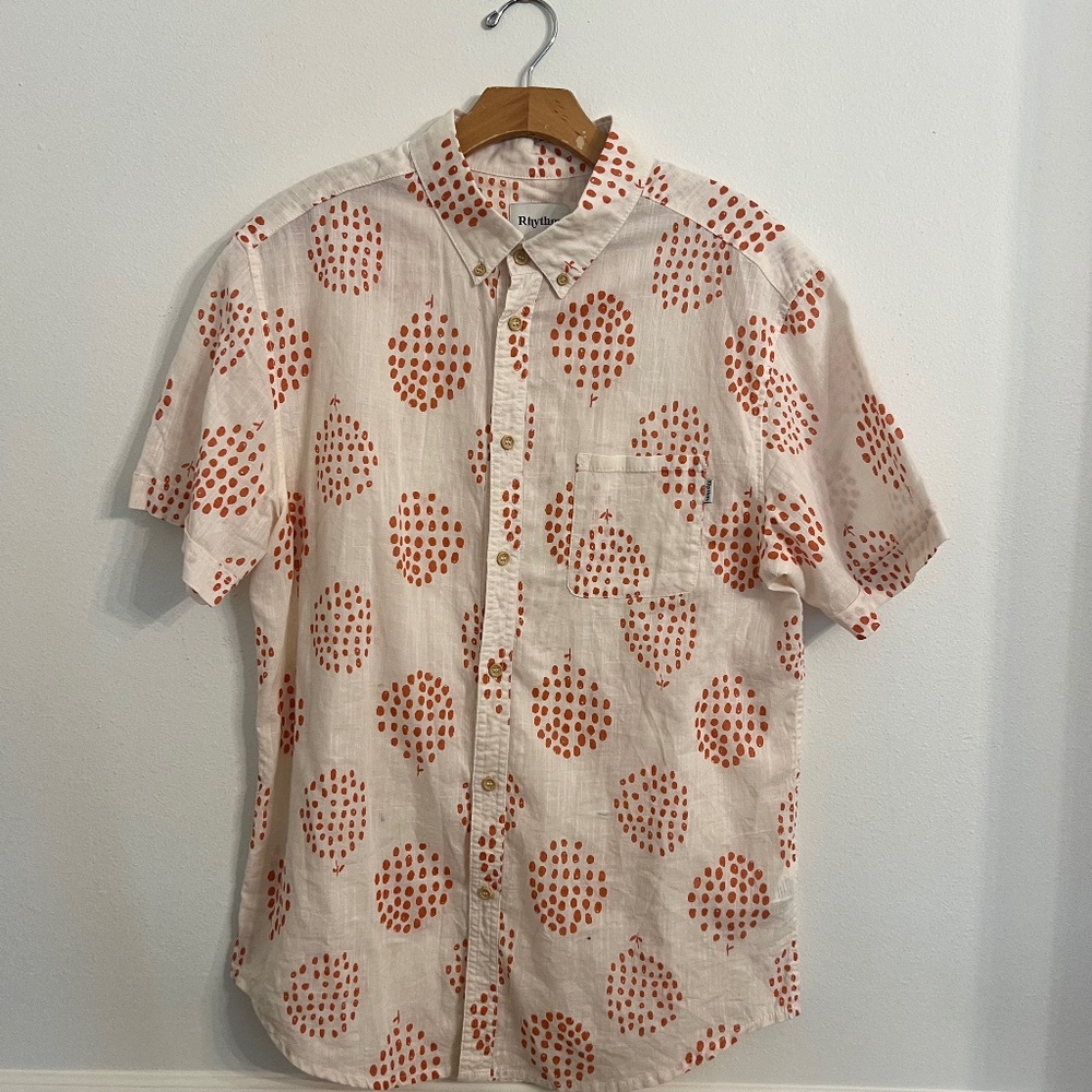 🍊 Rhythm Men’s Short Sleeve Button-Up Shirt – Size Large – 100%